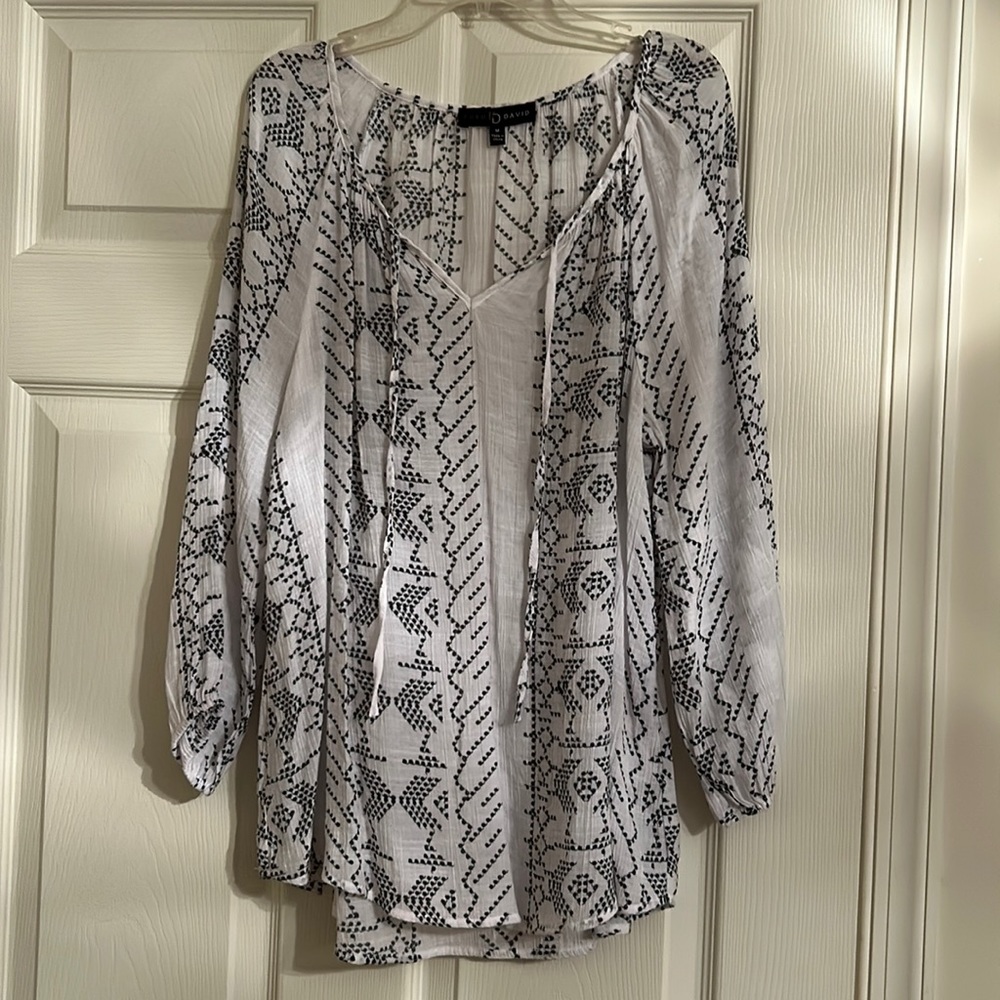 Fred David white blouse with Grey patterns Sz M